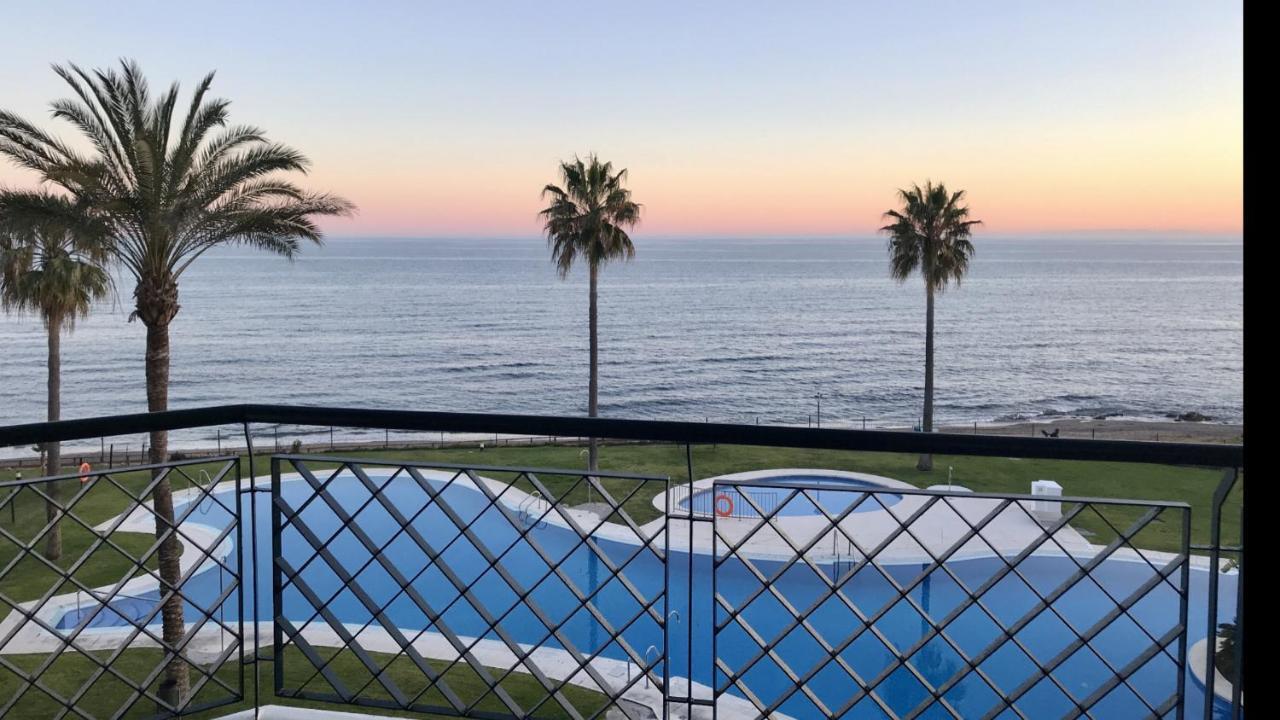 Mi Capricho C16 Beachfront Apartment Sitio de Calahonda Eksteriør bilde